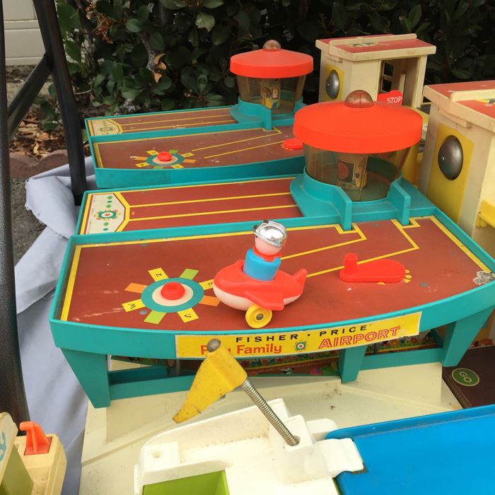 MEGA Vintage Fisher Price Play Sets Including McDonalds, Airport, Farm And Tons More [Photo 79]