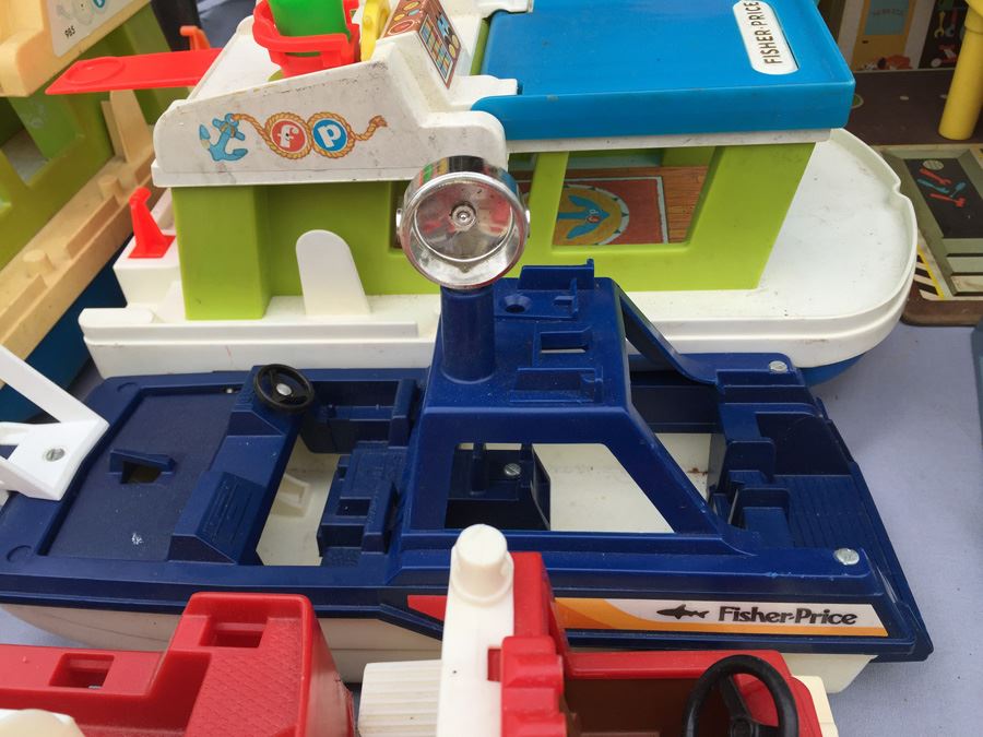 MEGA Vintage Fisher Price Play Sets Including McDonalds, Airport, Farm And Tons More [Photo 76]