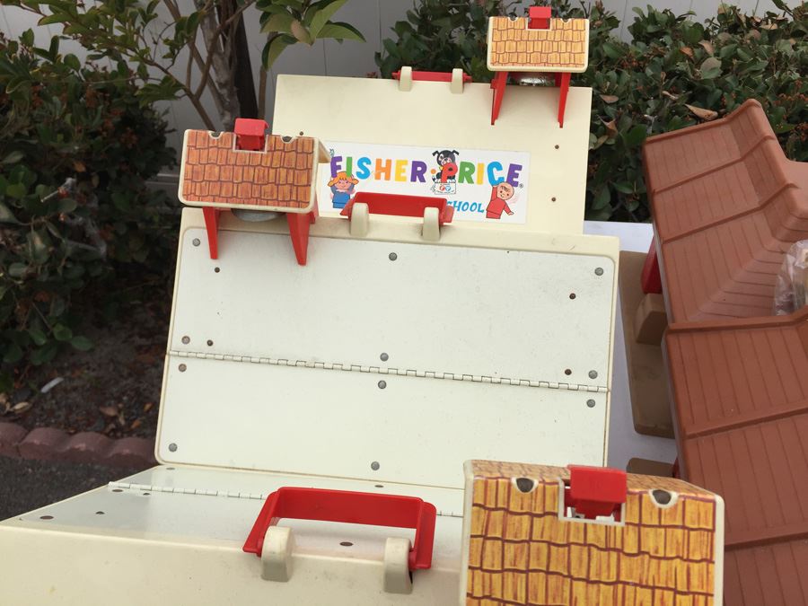 MEGA Vintage Fisher Price Play Sets Including McDonalds, Airport, Farm And Tons More [Photo 11]