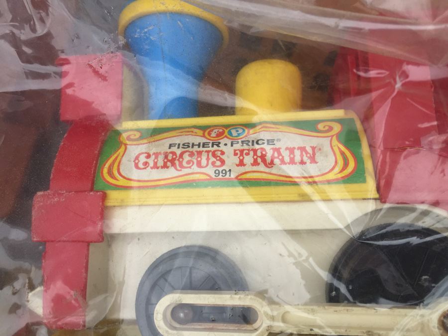 MEGA Vintage Fisher Price Play Sets Including McDonalds, Airport, Farm And Tons More [Photo 48]