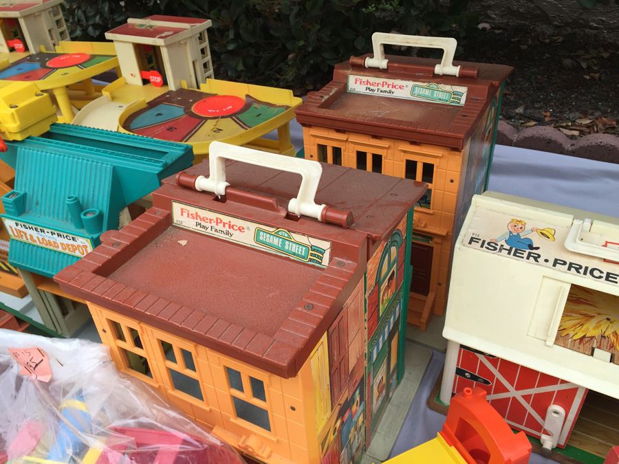 MEGA Vintage Fisher Price Play Sets Including McDonalds, Airport, Farm And Tons More [Photo 44]