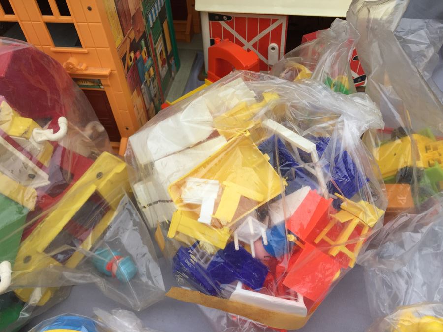 MEGA Vintage Fisher Price Play Sets Including McDonalds, Airport, Farm And Tons More [Photo 56]