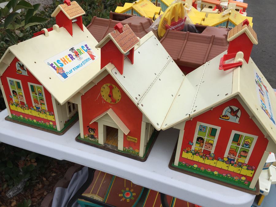 MEGA Vintage Fisher Price Play Sets Including McDonalds, Airport, Farm And Tons More [Photo 9]