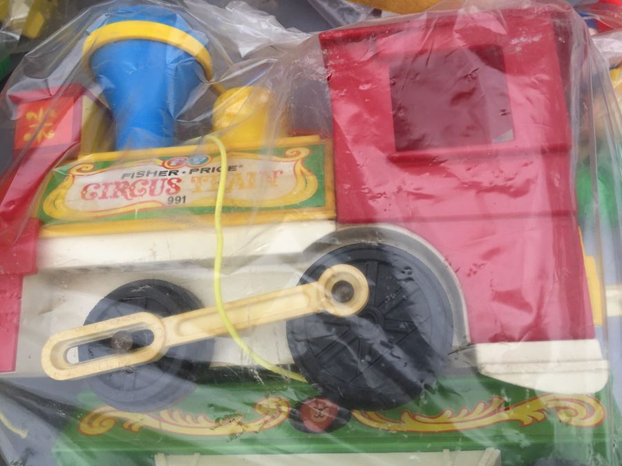 MEGA Vintage Fisher Price Play Sets Including McDonalds, Airport, Farm And Tons More [Photo 52]