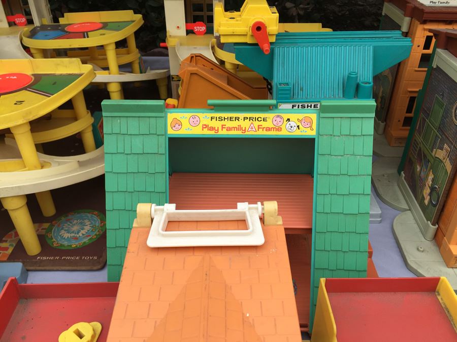 MEGA Vintage Fisher Price Play Sets Including McDonalds, Airport, Farm And Tons More [Photo 62]