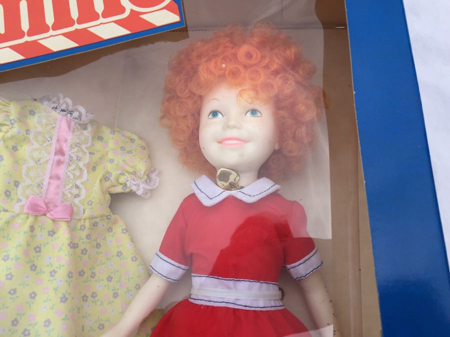 annie doll 1980s