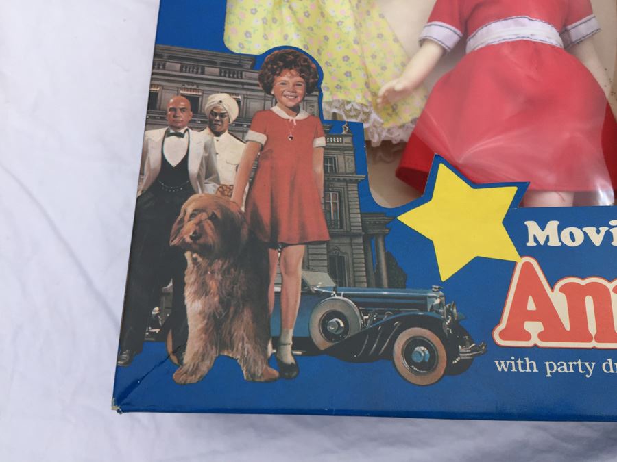 Movie Star Annie Doll With Party Dress And Shoes New In Box Knickerbocker Vintage 1982 [Photo 6]