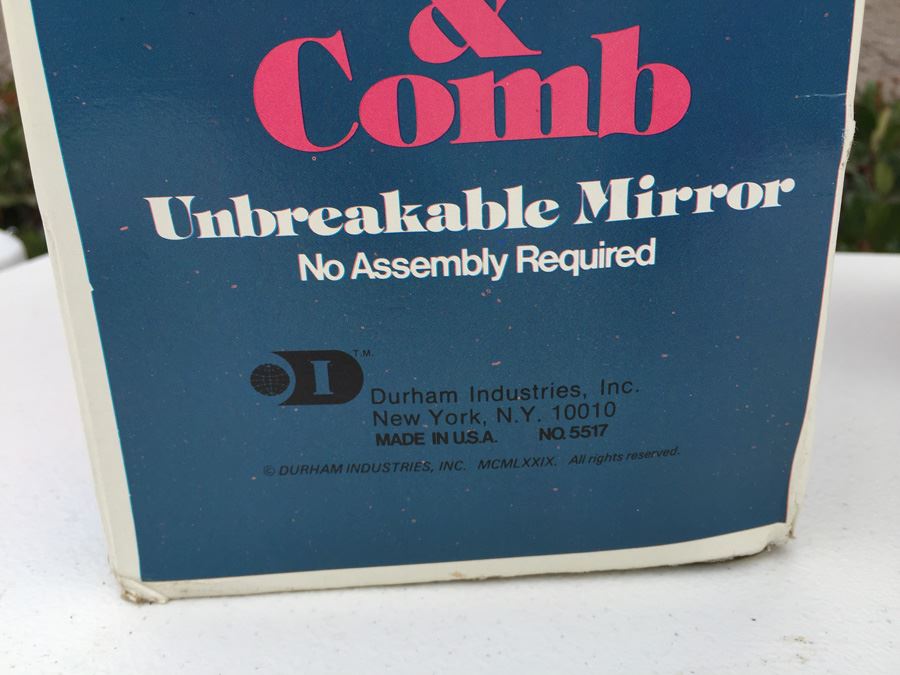 Durham's Pretty As A Picture Vanity New In Box Vintage 1979 [Photo 5]