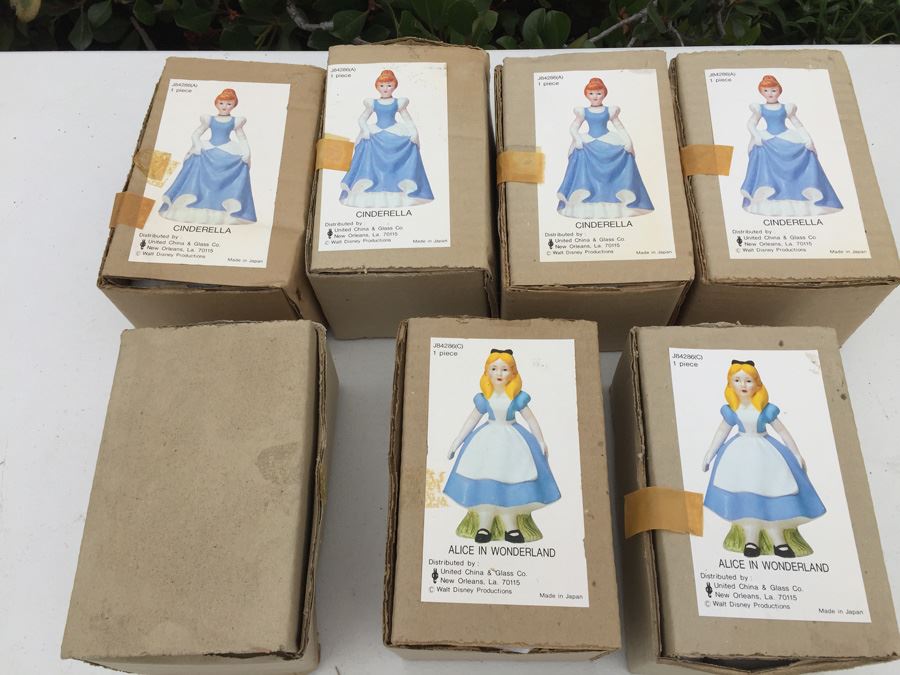 (7) Walt Disney Alice In Wonderland And Cinderella Hand Painted Figurines United China & Glass Co. Made In Japan New In Box