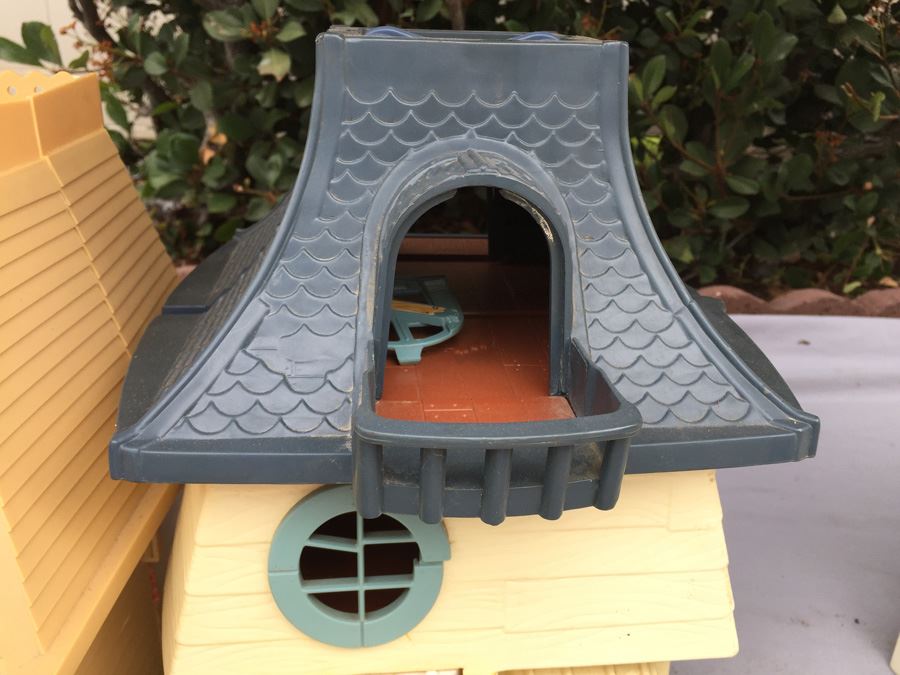 Huge Lot Of Various Playsets Including Playschool And Several Romper Room Weebles Haunted House Playsets [Photo 58]