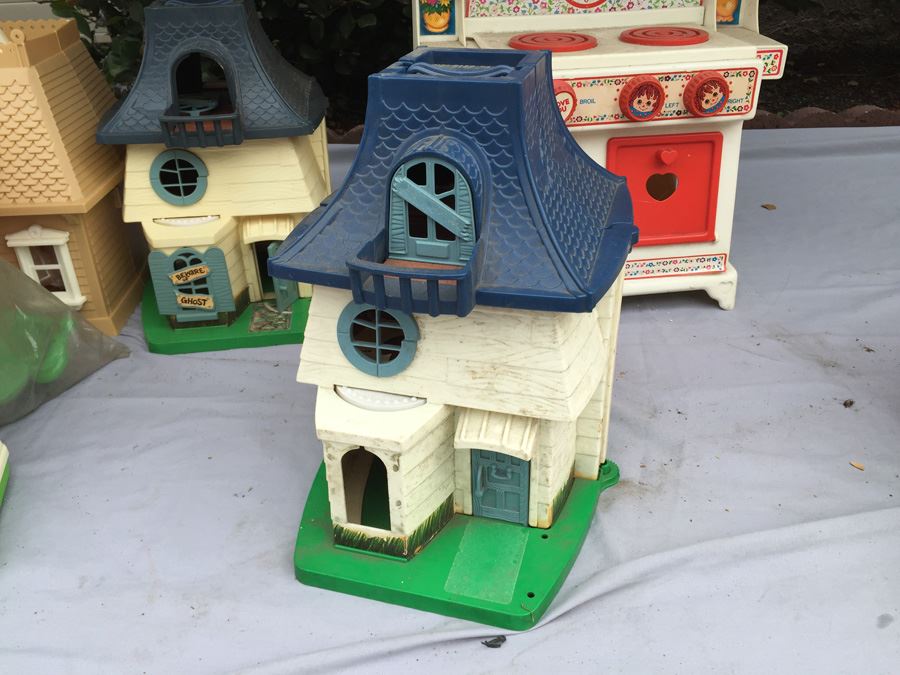 Huge Lot Of Various Playsets Including Playschool And Several Romper Room Weebles Haunted House Playsets [Photo 55]