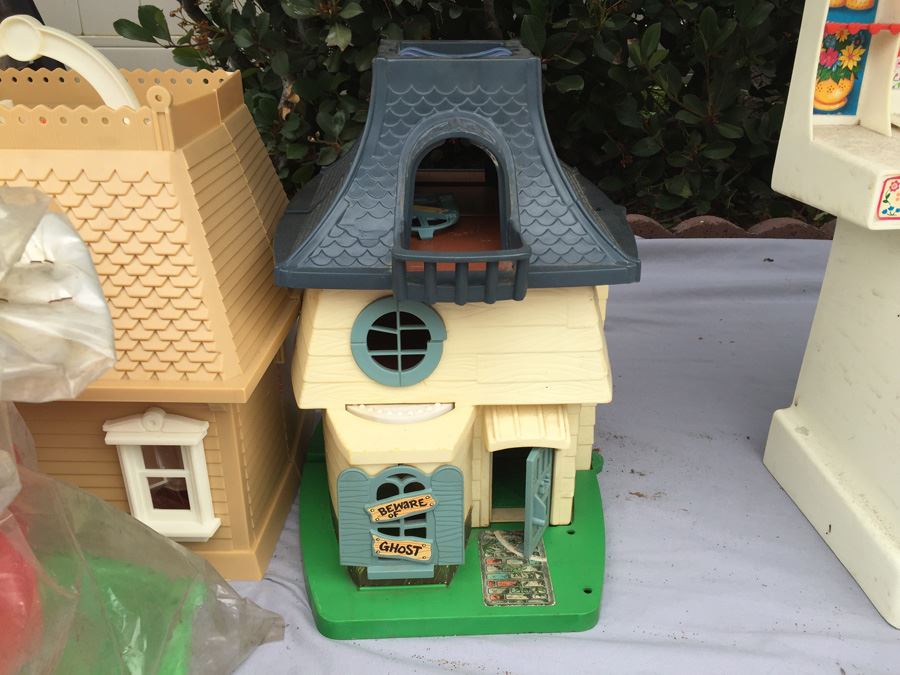 Huge Lot Of Various Playsets Including Playschool And Several Romper Room Weebles Haunted House Playsets [Photo 56]