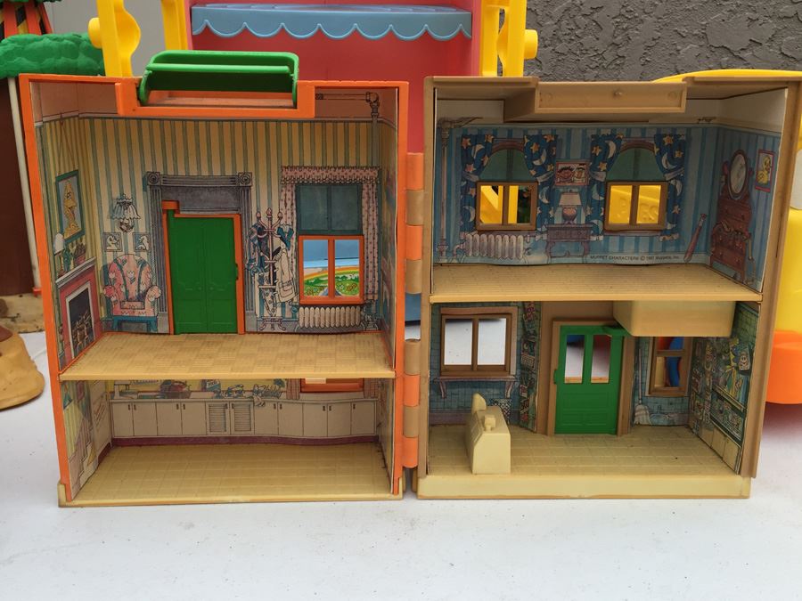 Huge Lot Of Various Playsets Including Playschool And Several Romper Room Weebles Haunted House Playsets [Photo 43]