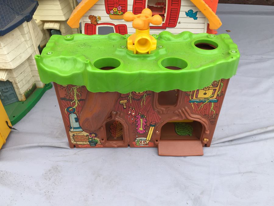 Huge Lot Of Various Playsets Including Playschool And Several Romper Room Weebles Haunted House Playsets [Photo 47]