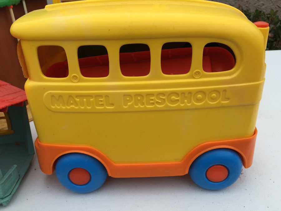 Huge Lot Of Various Playsets Including Playschool And Several Romper Room Weebles Haunted House Playsets [Photo 38]