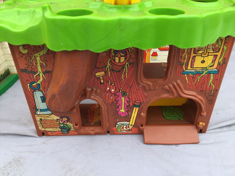 Huge Lot Of Various Playsets Including Playschool And Several Romper Room Weebles Haunted House Playsets [Photo 48]