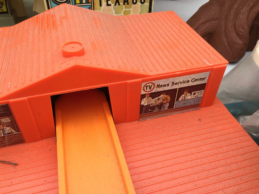 Huge Lot Of Various Playsets Including Playschool And Several Romper Room Weebles Haunted House Playsets [Photo 19]