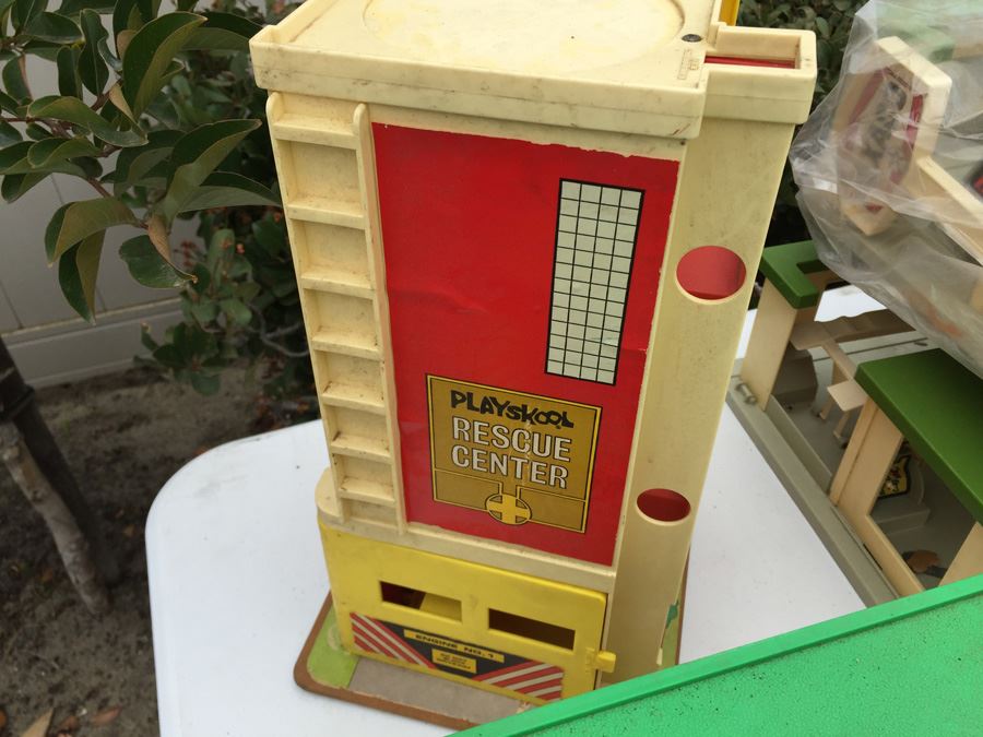 Huge Lot Of Various Playsets Including Playschool And Several Romper Room Weebles Haunted House Playsets [Photo 12]