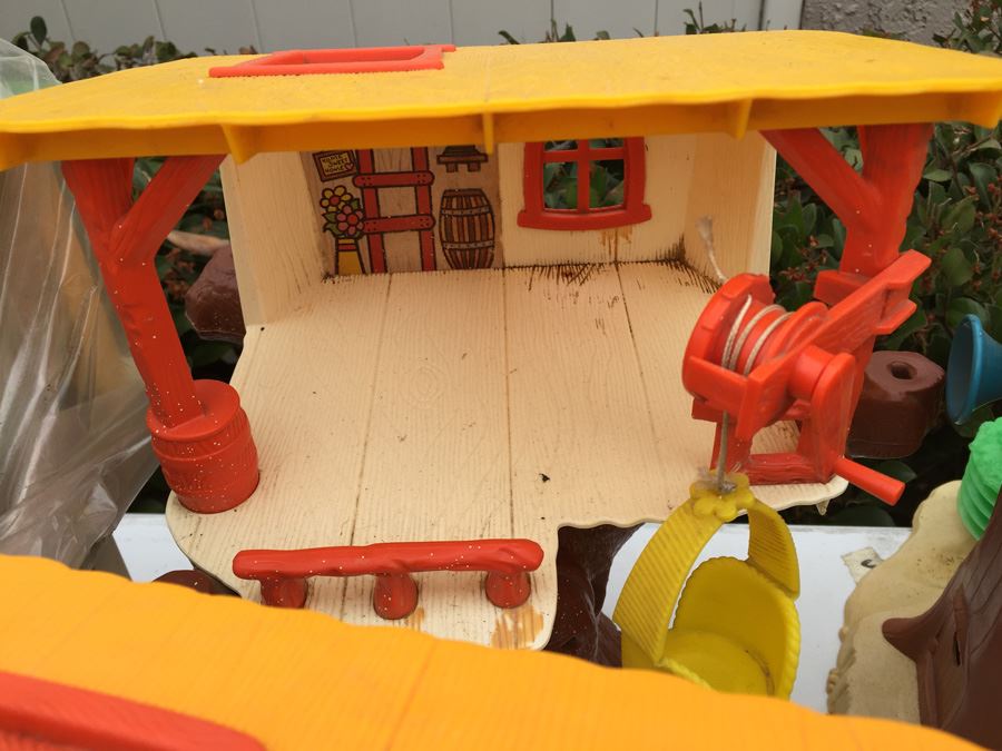 Huge Lot Of Various Playsets Including Playschool And Several Romper Room Weebles Haunted House Playsets [Photo 28]