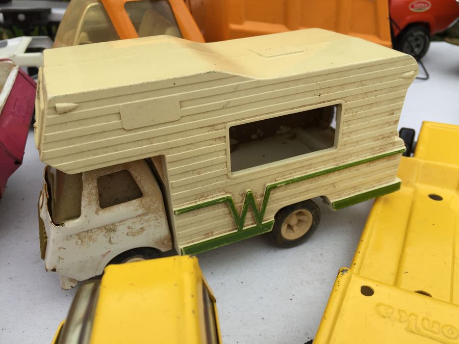 HUGE Lot Of Vintage TONKA Trucks And TONKA Vehicles [Photo 41]