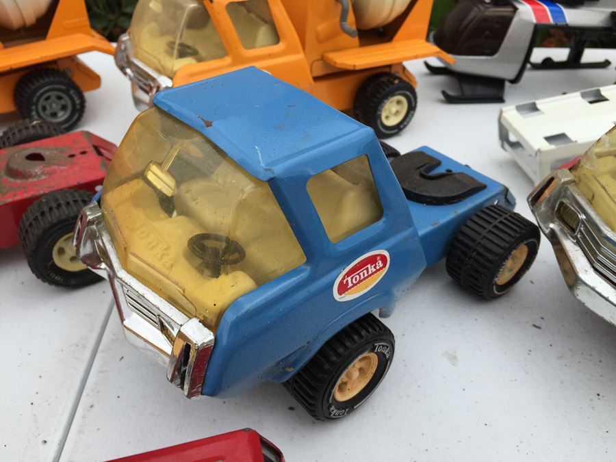 HUGE Lot Of Vintage TONKA Trucks And TONKA Vehicles [Photo 28]