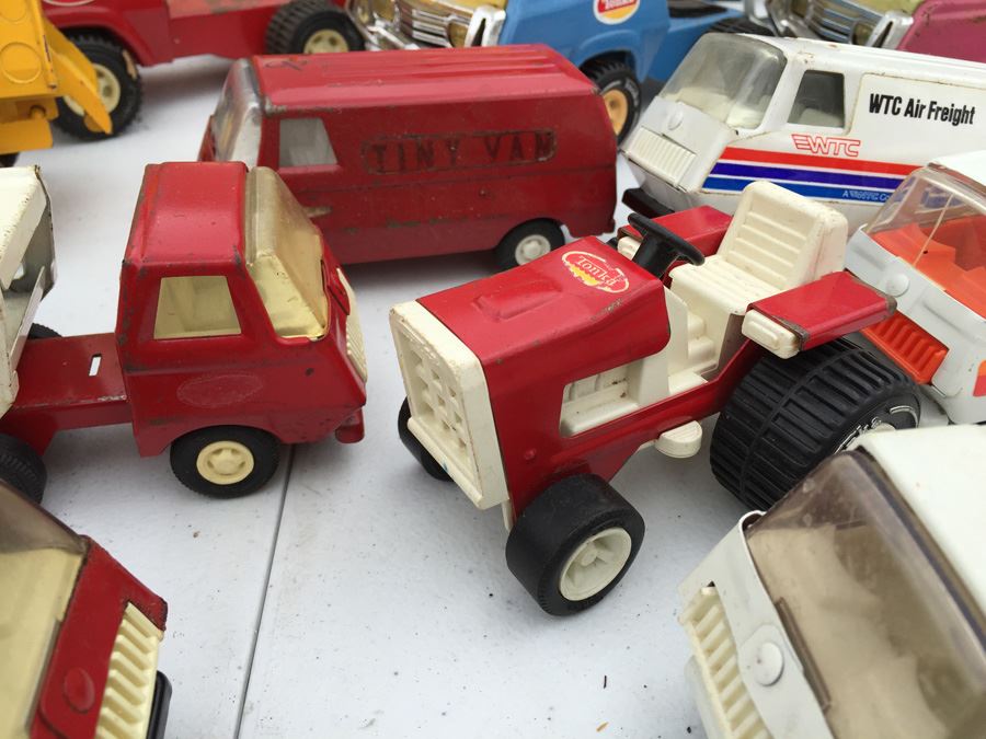 HUGE Lot Of Vintage TONKA Trucks And TONKA Vehicles [Photo 30]