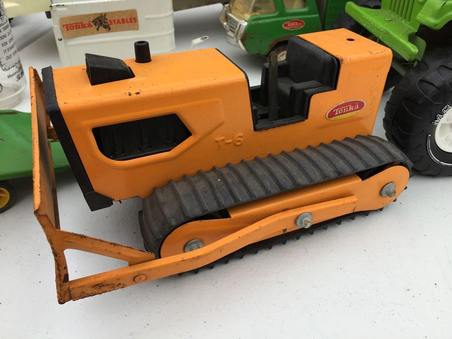 HUGE Lot Of Vintage TONKA Trucks And TONKA Vehicles [Photo 57]