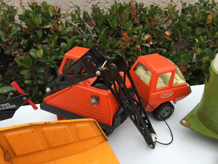 HUGE Lot Of Vintage TONKA Trucks And TONKA Vehicles [Photo 45]
