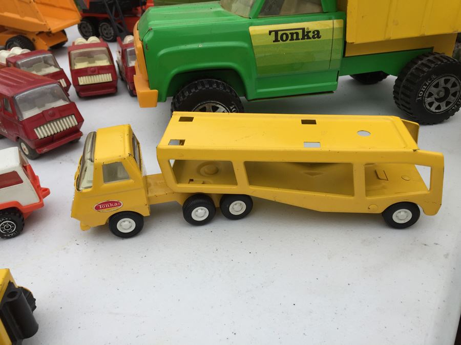 HUGE Lot Of Vintage TONKA Trucks And TONKA Vehicles