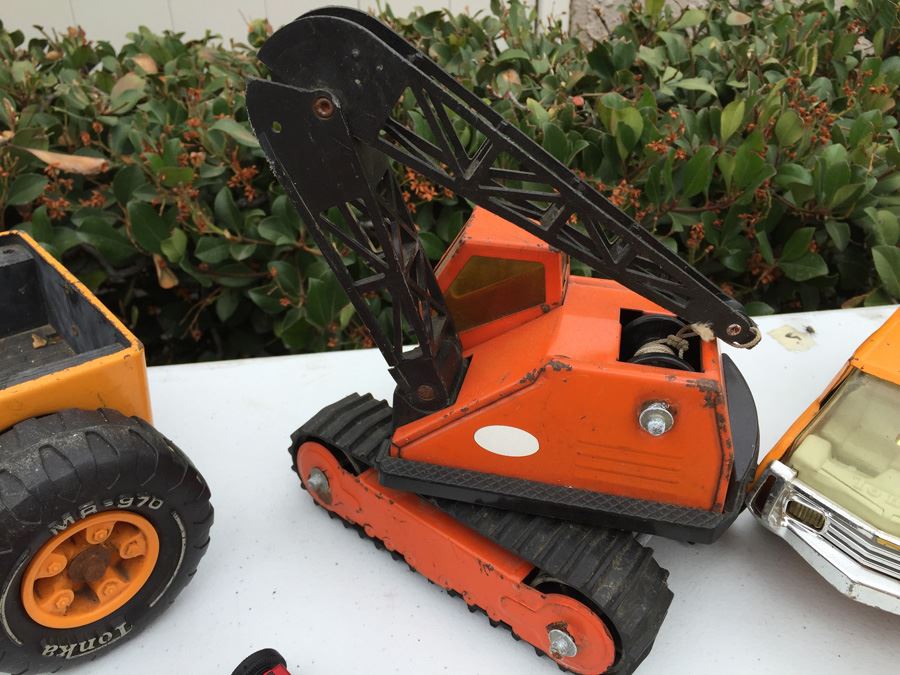 HUGE Lot Of Vintage TONKA Trucks And TONKA Vehicles [Photo 21]