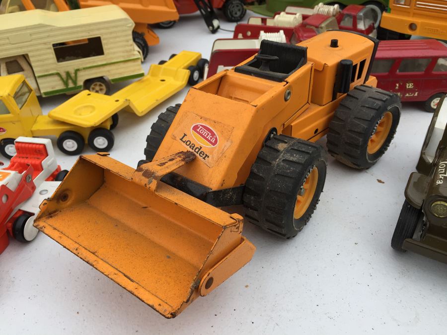 HUGE Lot Of Vintage TONKA Trucks And TONKA Vehicles [Photo 47]