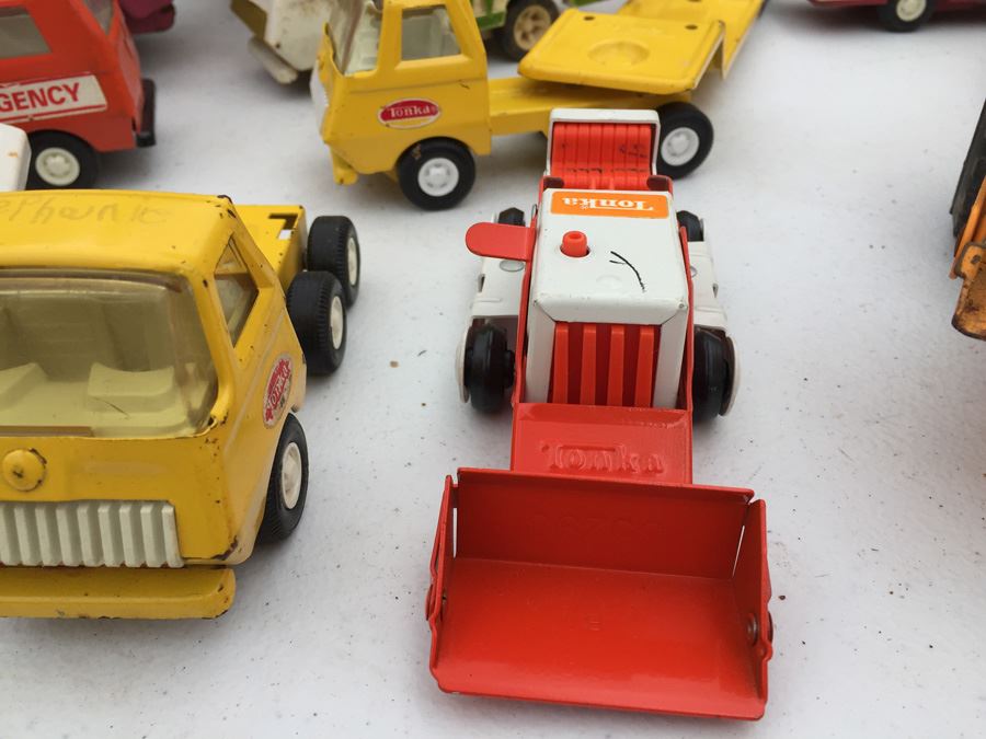 HUGE Lot Of Vintage TONKA Trucks And TONKA Vehicles [Photo 36]