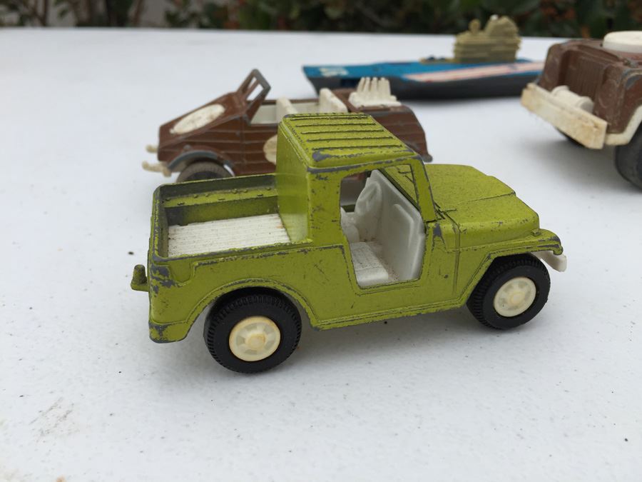 Vintage TOOTSIETOY Cars, Vehicles, Jeeps, Trucks And Ship Lot  [Photo 9]