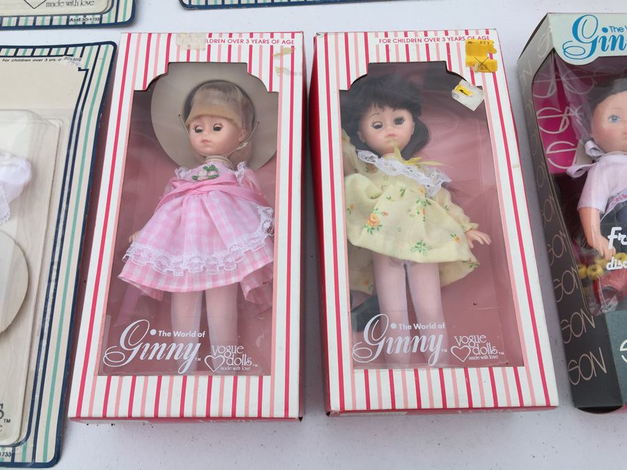 Huge Lot Of Ginnie Vogue Dolls, Clothing And Accessories New In Boxes And Cards Including Sasson Brand Dolls With Disco Rollerskates [Photo 15]