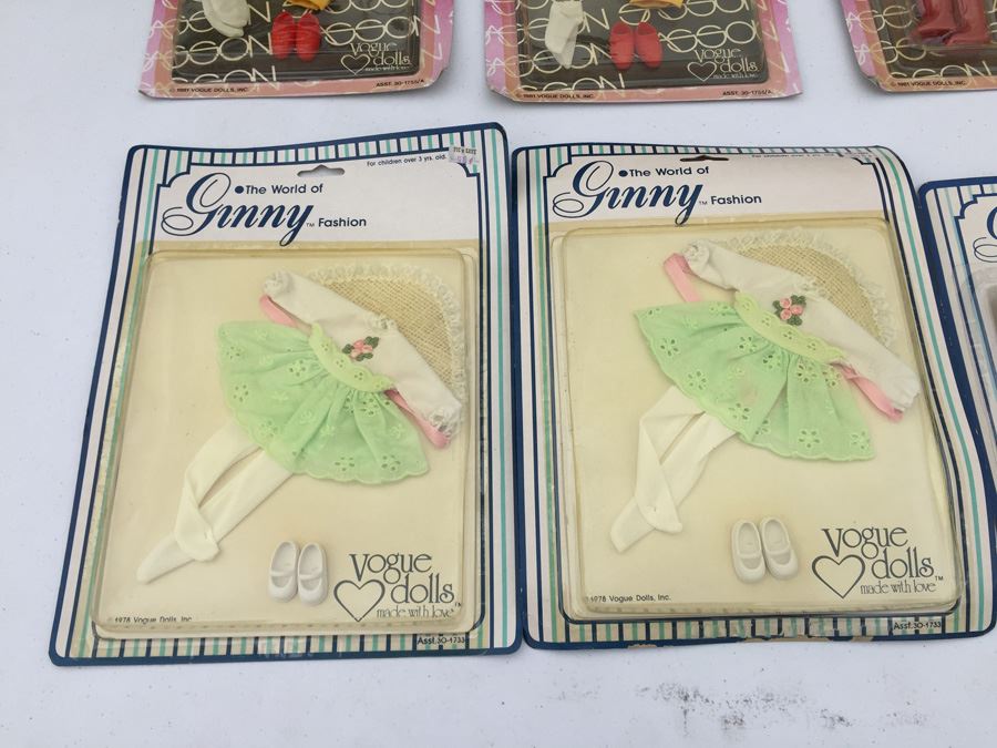 Huge Lot Of Ginnie Vogue Dolls, Clothing And Accessories New In Boxes And Cards Including Sasson Brand Dolls With Disco Rollerskates [Photo 29]