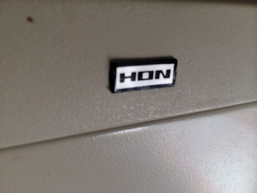 HON 4-Drawer Filing Cabinet [Photo 3]