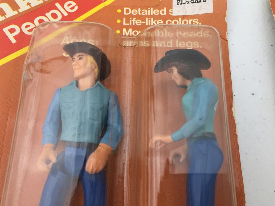 Vintage TONKA Play People New On Card Vintage 1981 [Photo 5]