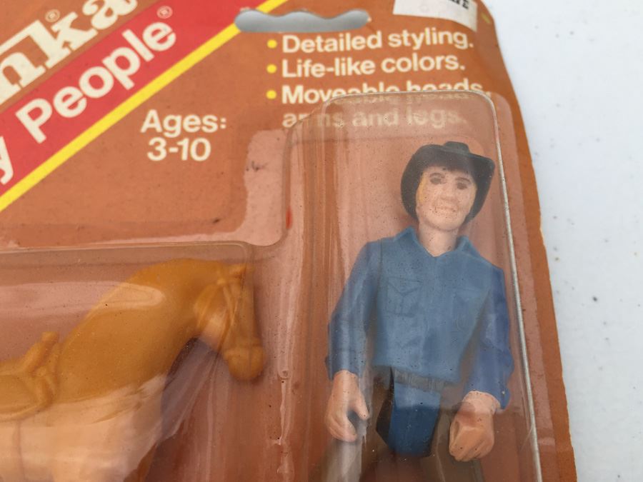 Vintage TONKA Play People New On Card Vintage 1981 [Photo 9]