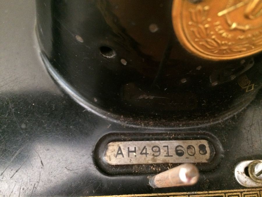 Vintage Singer 201-2 Sewing Machine w/ Cabinet, Manual, and Lot of Sewing Materials [Photo 6]