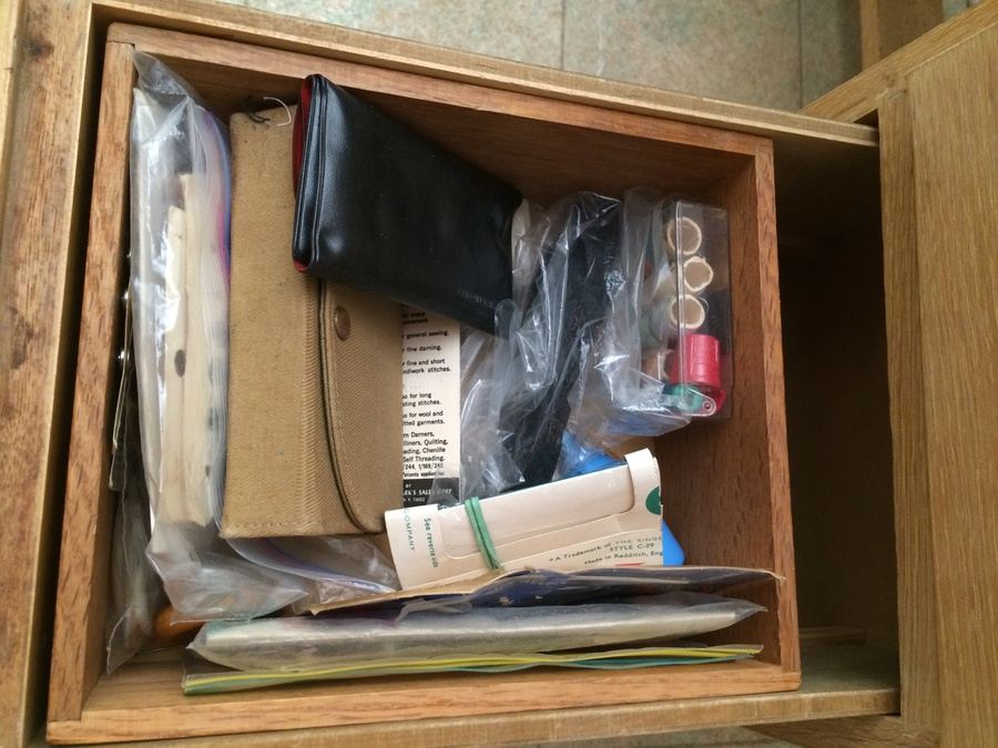 Vintage Singer 201-2 Sewing Machine w/ Cabinet, Manual, and Lot of Sewing Materials [Photo 16]