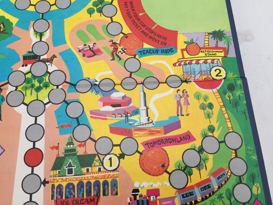 A Visit To Walt Disney World Magic Kingdom Board Game Milton Bradley ...