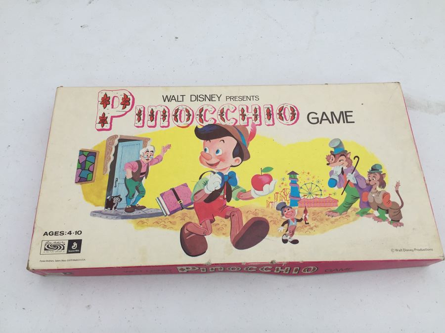 Vintage Walt Disney Pinocchio Game Parker Brothers  [Photo 1]