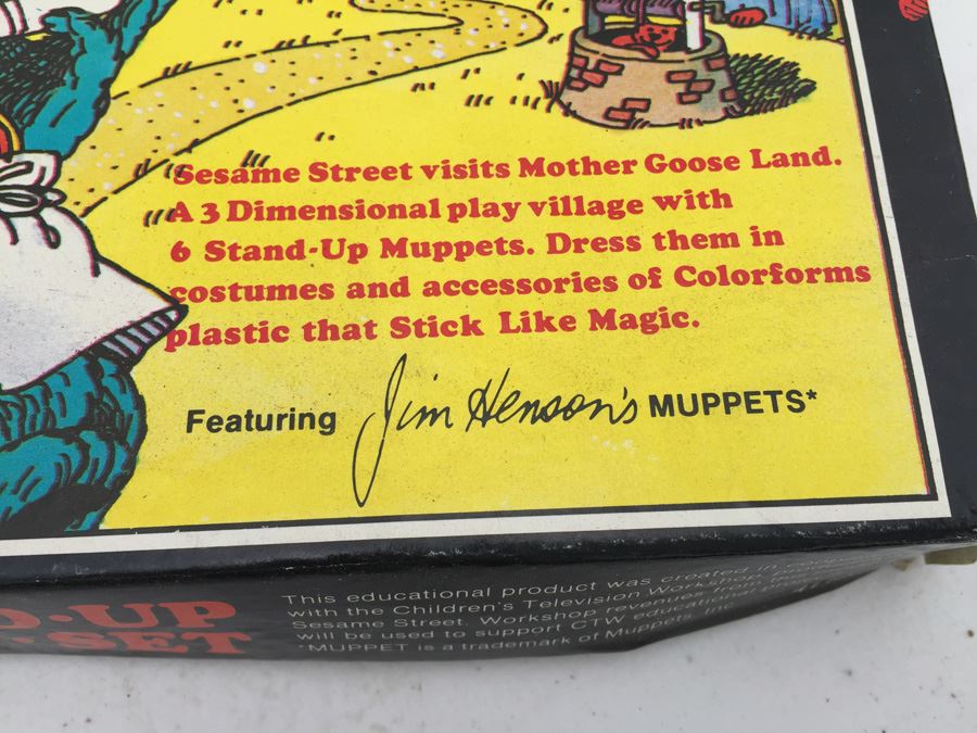 The Sesame Street Mother Goose Stand Up Play Set Colorforms Toy Featuring Jim Henson's Muppets Vintage 1978 [Photo 7]