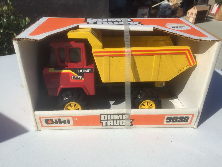 Dump Truck New In Box Biki Toys