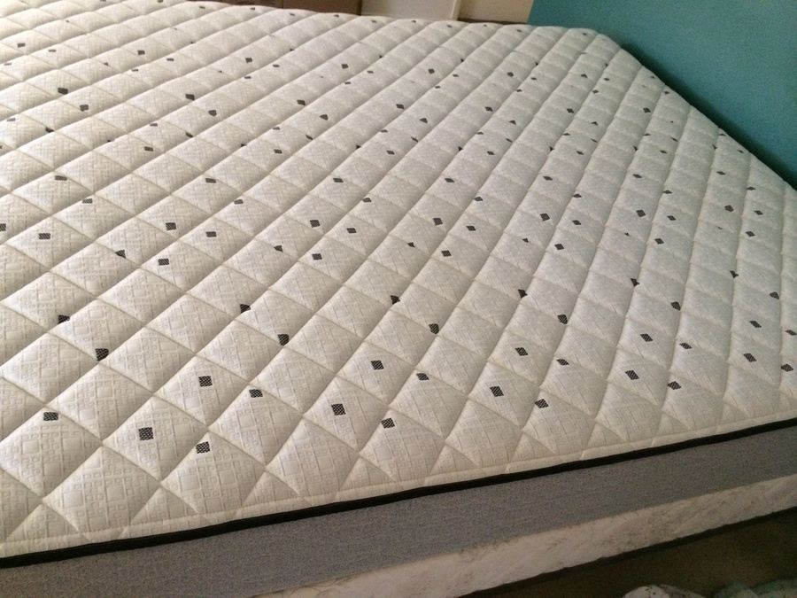 King Size Stress-O-Pedic Like New Mattress w/ Metal Bed Frame [Photo 5]
