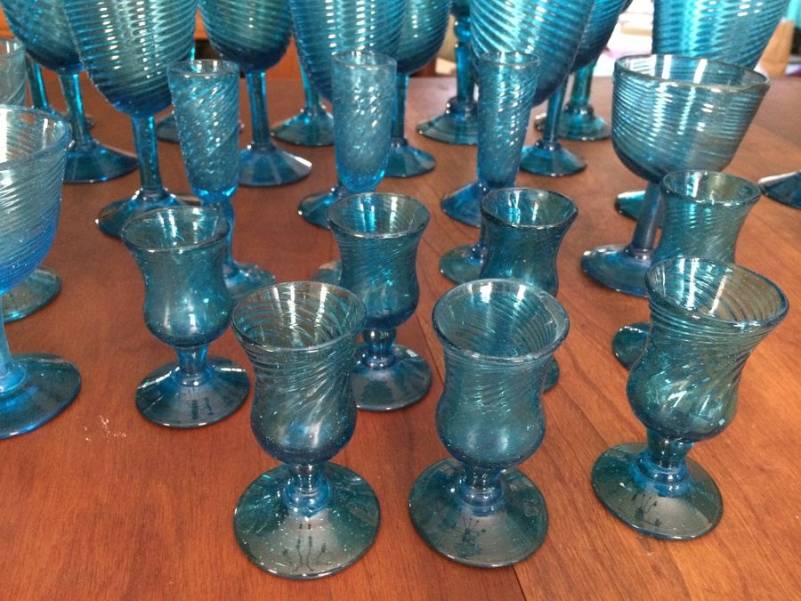 Hand Blown Blue Mexican Stemware Glass Lot [Photo 2]