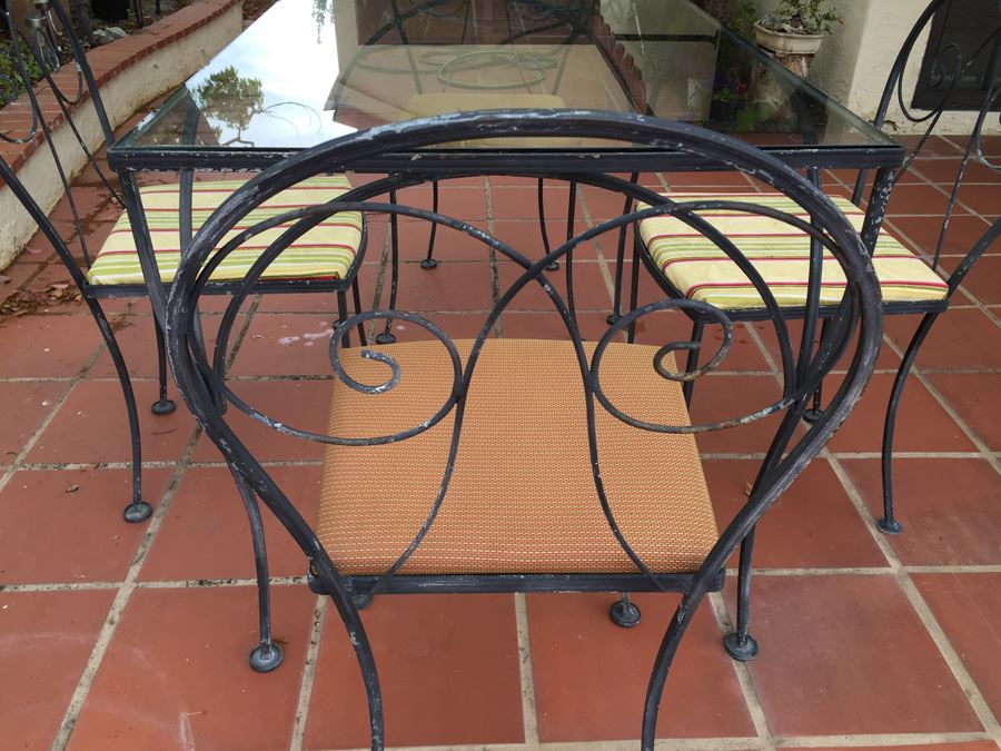 Outdoor Wrought Iron Table With Four Chairs [Photo 6]