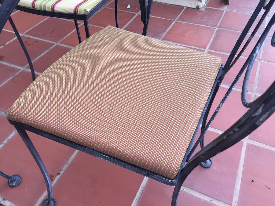 Outdoor Wrought Iron Table With Four Chairs [Photo 8]