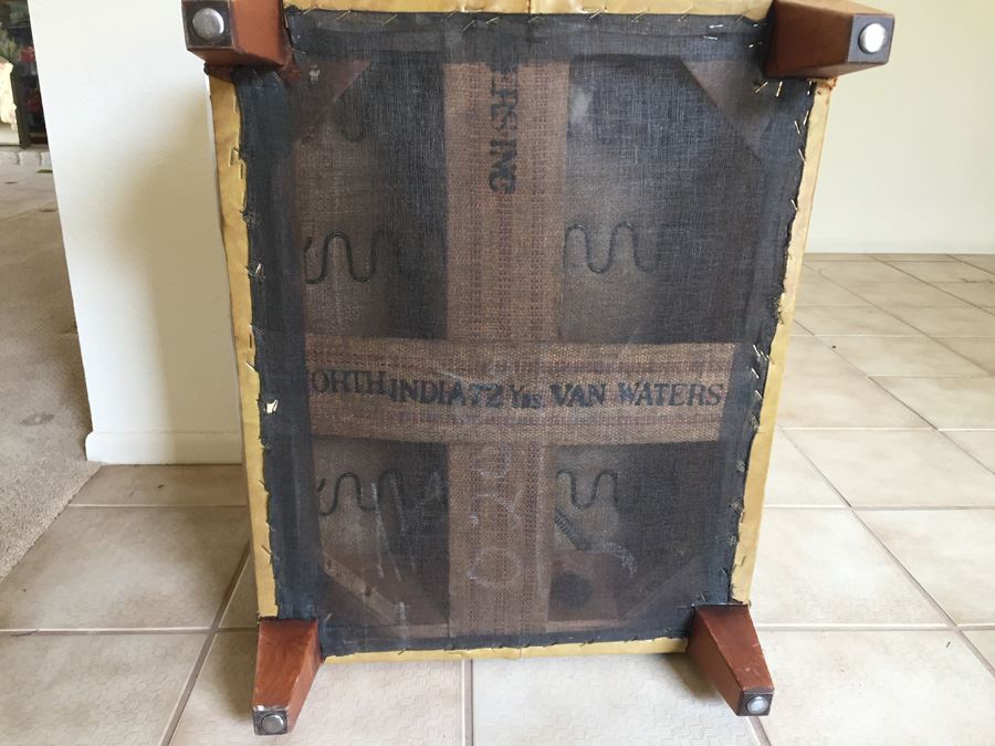 Vintage Leather Ottoman [Photo 9]