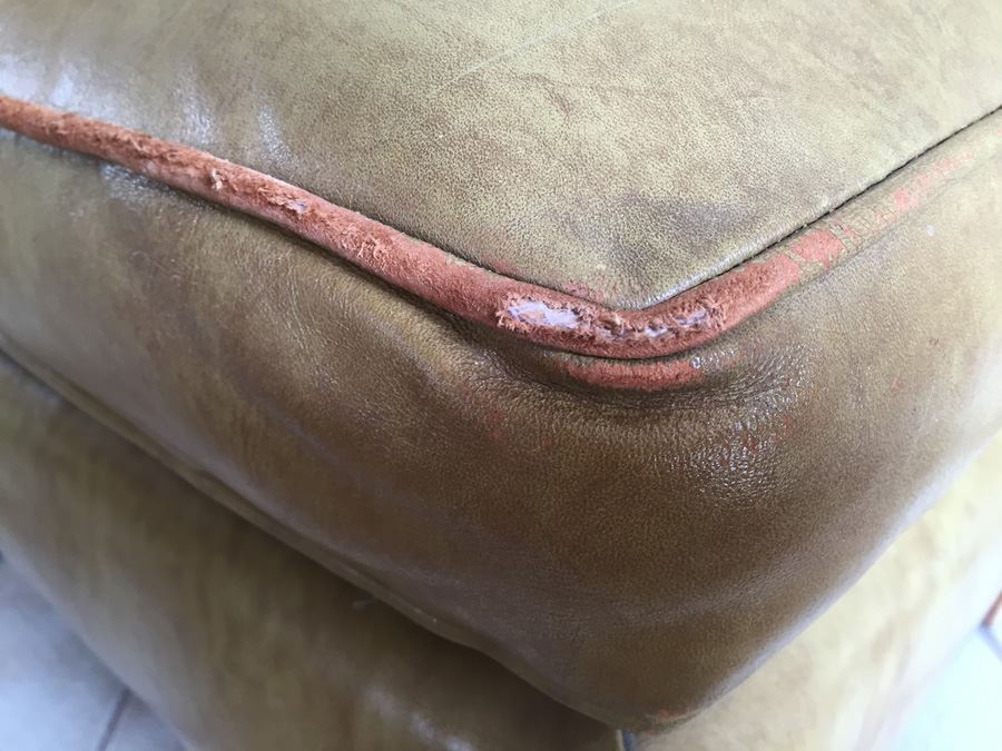 Vintage Leather Ottoman [Photo 5]